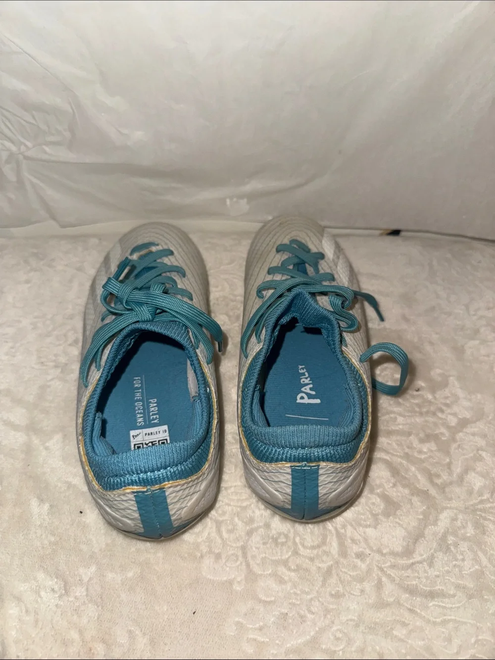 PARLEY Kids Teal and White Athletic Sneakers